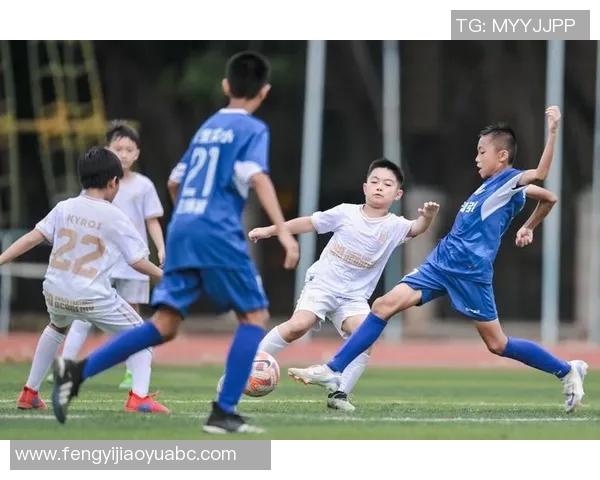 广州足球队的默契配合探讨与战术分析之路