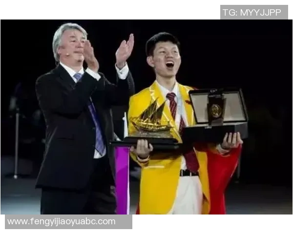 深圳篮球队的奋斗历程与冠军赛背后的故事揭秘